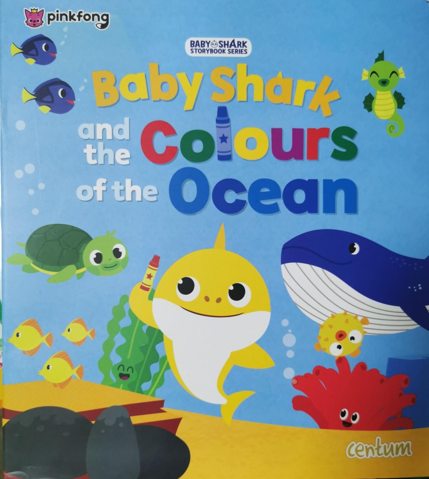 Baby shark and the colors of the ocean